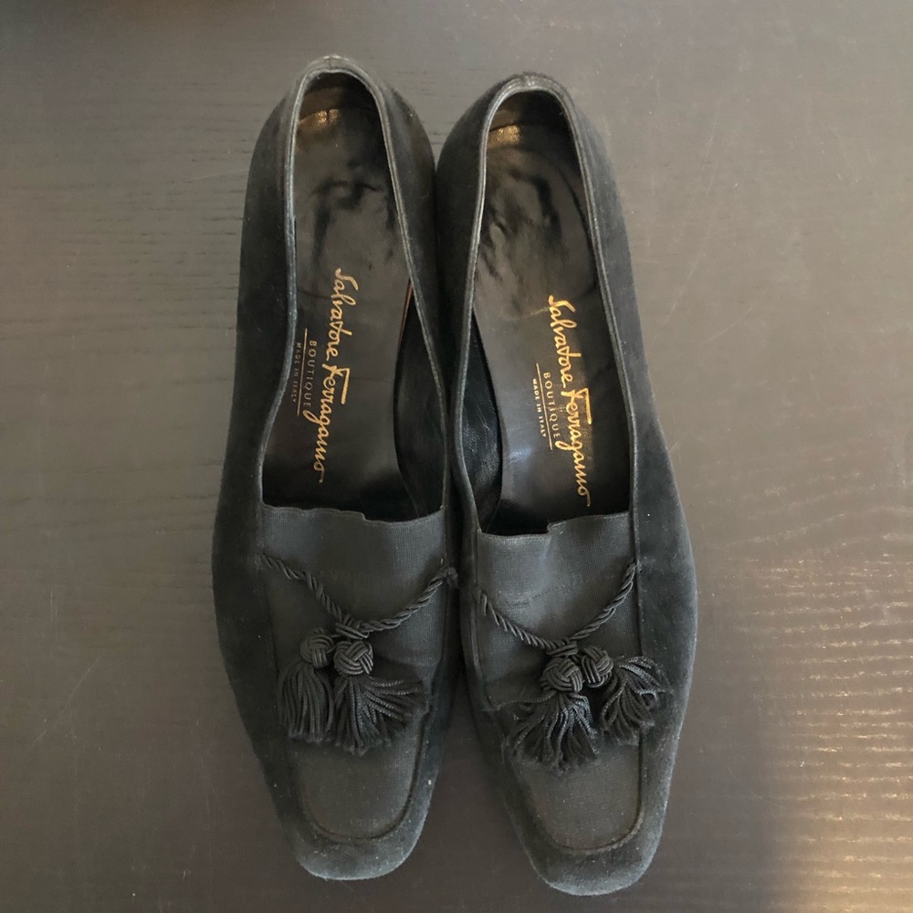 Salvatore Ferragamo square toe tassel heel